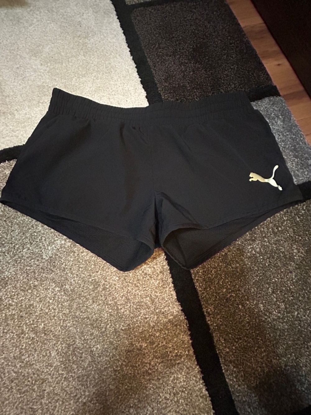 PUMA Women's Black Athletic Shorts In Size M